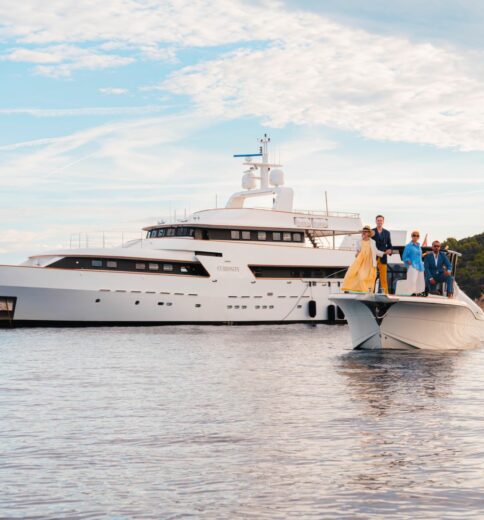 1 CURIOSITY SUPER YACHT